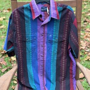 WRANGLER Vintage Large Tall Pearl Snap
100% Cotton